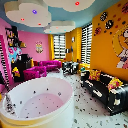 Villa, 8 Max, 2 Jacuzzi, Arcade, Billard, Parking Villa