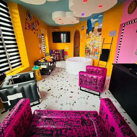 Villa, 8 Max, 2 Jacuzzi, Arcade, Billard, Parking Villa