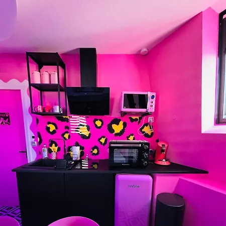 Villa Villa, 8 Max, 2 Jacuzzi, Arcade, Billard, Parking *