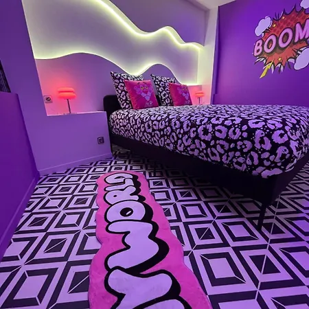 Villa, 8 Max, 2 Jacuzzi, Arcade, Billard, Parking Épernay