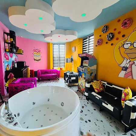 Villa, 8 Max, 2 Jacuzzi, Arcade, Billard, Parking Villa