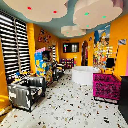 Villa, 8 Max, 2 Jacuzzi, Arcade, Billard, Parking