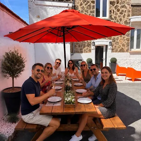Villa 5 Min Avenue De Champagne , Du Quai, 8 Max, 2 Jacuzzi, Arcade, Billard, Parking Épernay