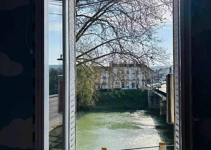 Centre Pop & Fun, Parking, Jacuzzi, Arcade, Billard, Ping Pong 8 Pers Famille, Amies, Evjf Ou Evjg Épernay