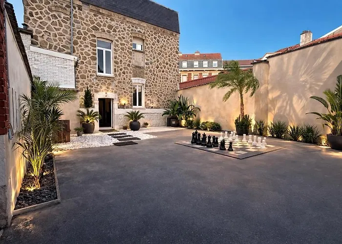 Villa Centre Pop & Fun, Parking, Jacuzzi, Arcade, Billard, Ping Pong 8 Pers Famille, Amies, Evjf Ou Evjg Épernay